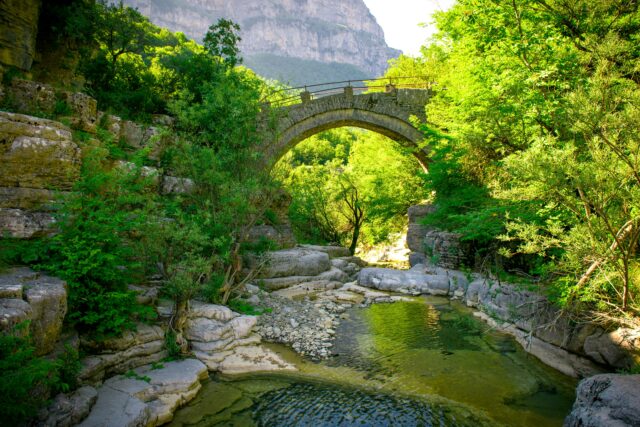 stone bridge of zagoria